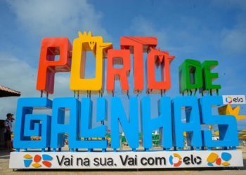 Porto de Galinhas ganha novos letreiros