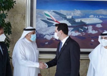 Em reunião com a Emirates, governador Carlos Massa Ratinho Júnior busca voo direto entre Paraná e Dubai