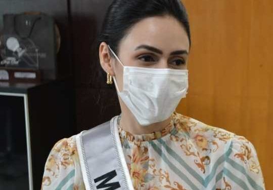 O Prefeito de Rio Branco Tião Bocalom recebeu visita de Juliana Melo que representará o Acre no concurso de beleza Miss Universo