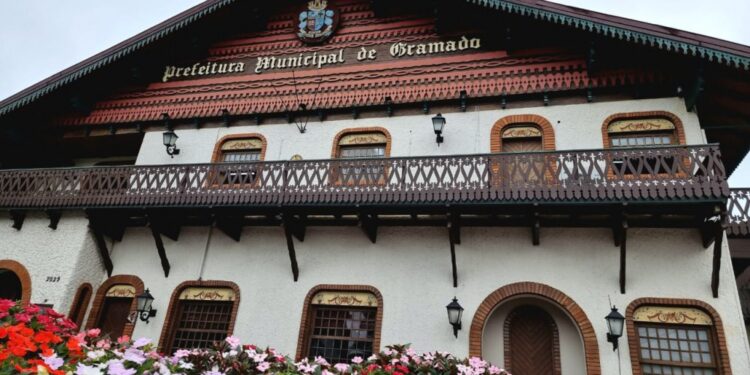 Gramado RS decreta ponto facultativo para o Carnaval