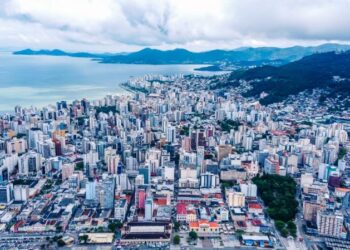 Prefeitura de Florianópolis divulga como fica a prestação de serviços públicos para o carnaval