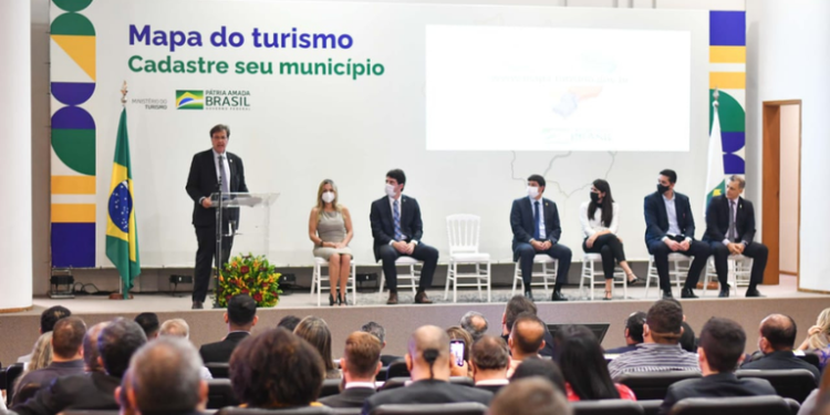 Mapa do Turismo Brasileiro é aberto pelo Ministério do Turismo