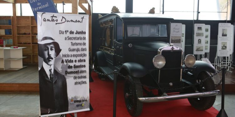 A exposição sobre a vida e obra de Alberto Santos Dumont, que acontece em Guarujá SP, termina no próximo dia 31