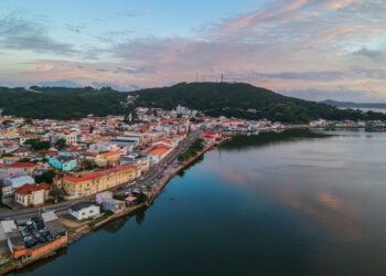 Laguna SC, uma das cidades mais antigas e belas de Santa Catarina, comemora 346 anos nesta sexta-feira