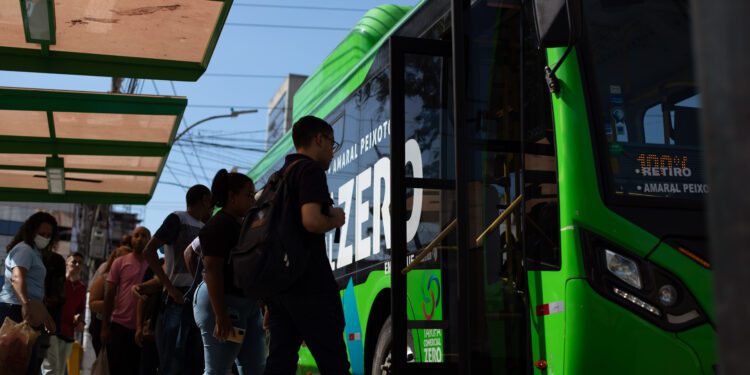 CITY TOUR ‘TURISTANDO EM VR’ É UMA DAS ATRAÇÕES DO ANIVERSÁRIO DE 68 ANOS DE VOLTA REDONDA RJ