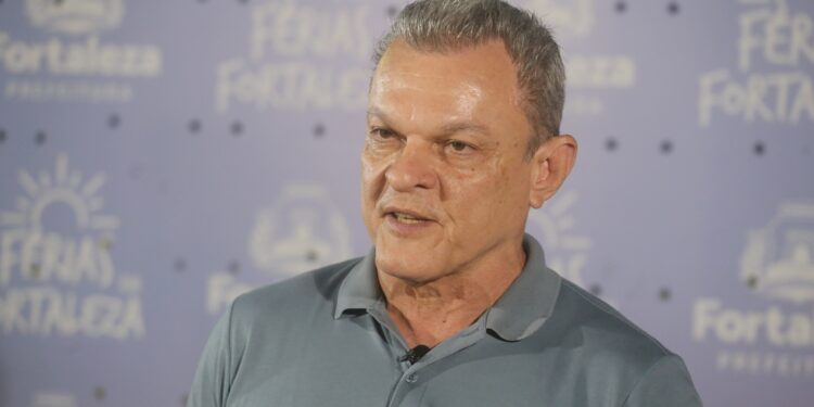 Prefeito José Sarto celebra 80% de ocupação hoteleira em Fortaleza CE, que atraiu 400 mil visitantes em julho