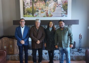 Johnny Maycon prefeito e  Renan Alves secretário de Turismo de Nova Friburgo RJ, visitam Nestor Tissot, Prefeito de Gramado RS
