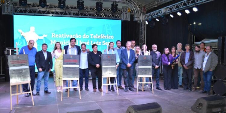 Prefeitura de Pedreira SP, reinaugurou o Teleférico Municipal “José Luis Serra” no Morro do Cristo