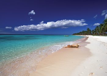 Campanha “Mundo de Ofertas CVC” tem descontos de até R$ 500 em viagens internacionais e câmbio reduzido