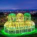 Cartões-postais de Curitiba PR, ficam iluminados de verde-amarelo