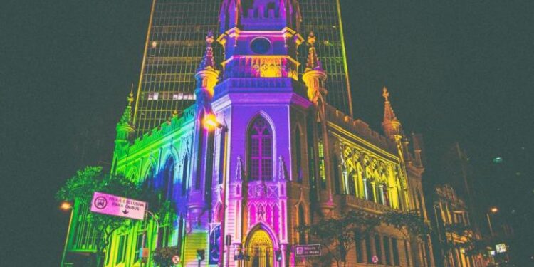 Um dos eventos de maior destaque do calendário cultural de Belo Horizonte está de volta! Vem aí o Noturno nos Museus 2022