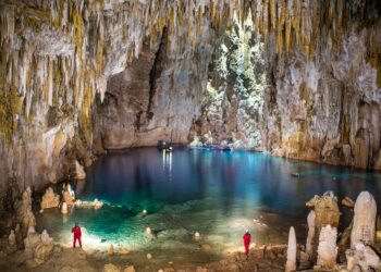 Abismo Anhumas oportuniza a todos conhecer um lugar único no mundo, localizado em Bonito, no Mato Grosso do Sul
