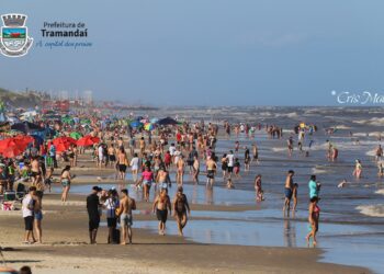 Mar de gente: Cidade de Tramandaí RS estava completamente lotada neste final de semana